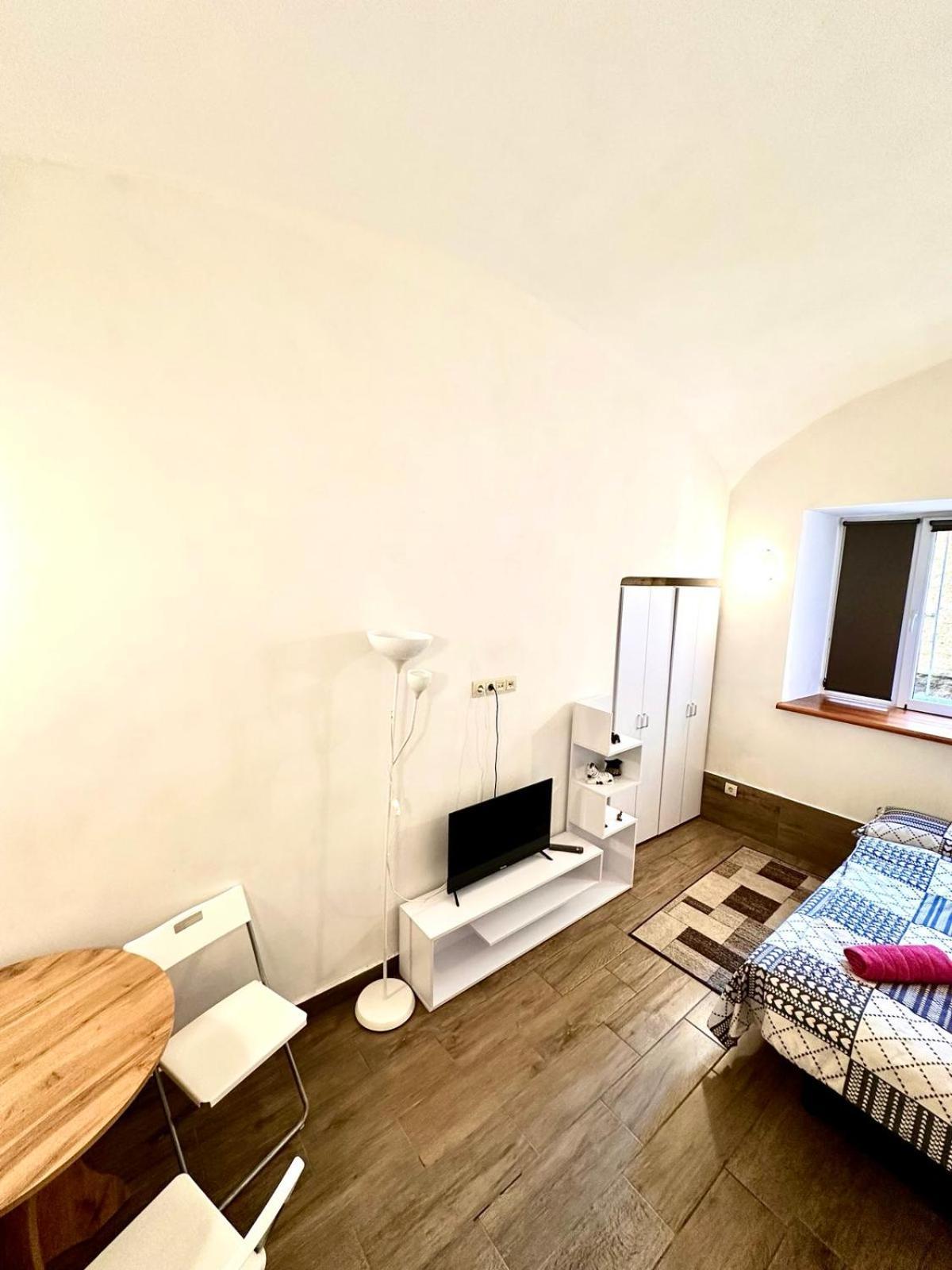 Личаківська 4 Lägenhet Lviv Exteriör bild