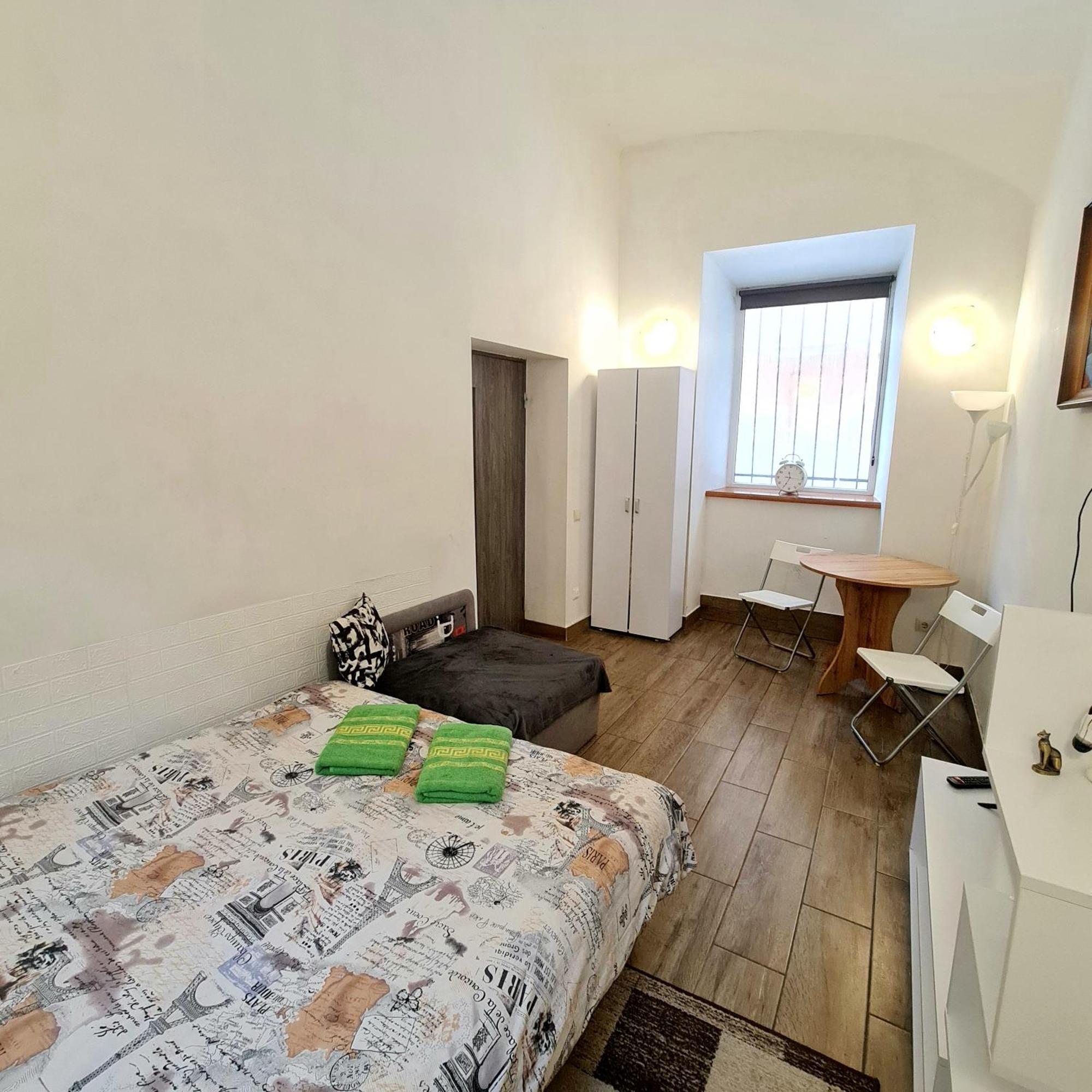 Личаківська 4 Lägenhet Lviv Exteriör bild